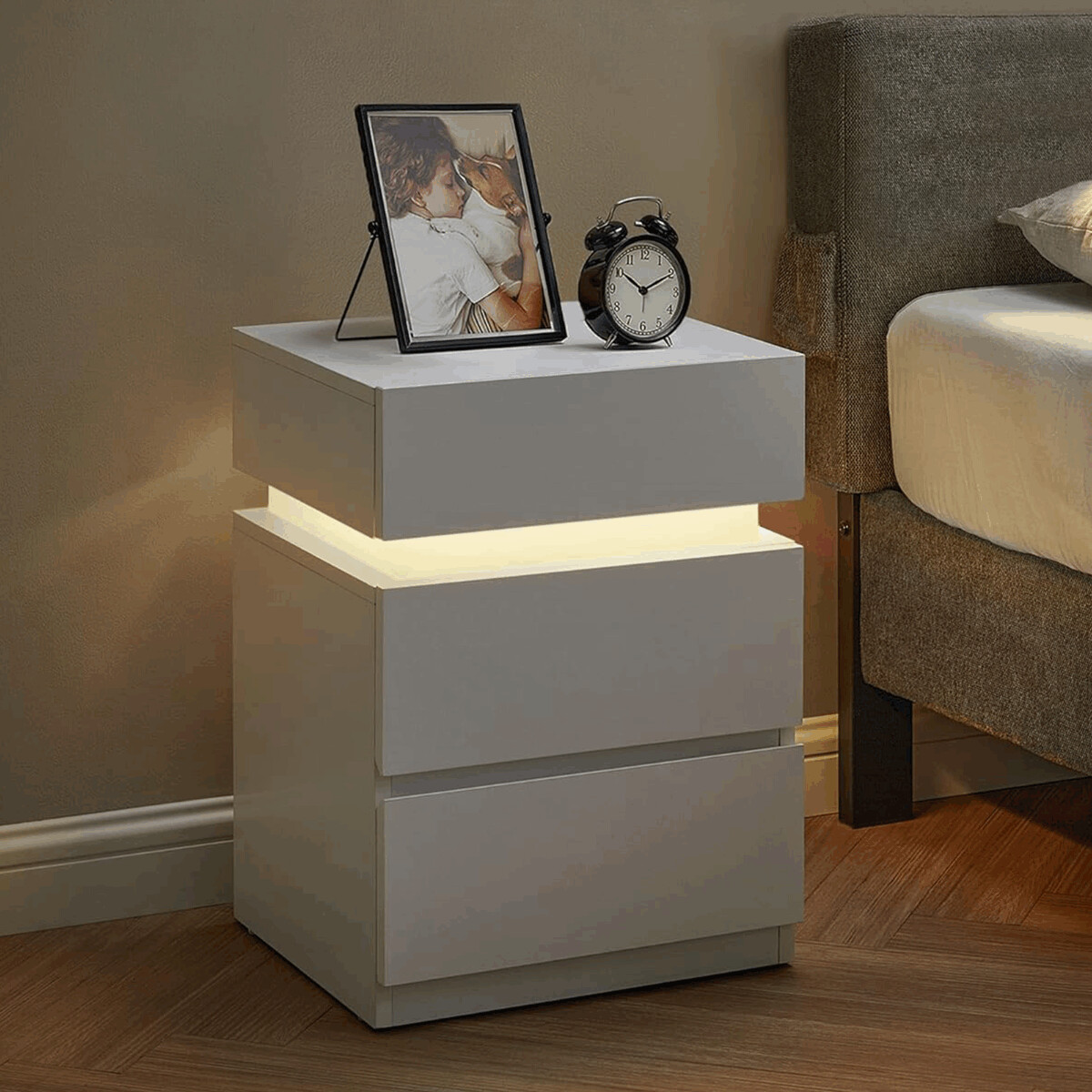 16F1E22E05904B67FF83EF5242E5D105E6701D54-1-pxl Noční stolek 40x35x55cm, mdf, bílá - Obrázek 2